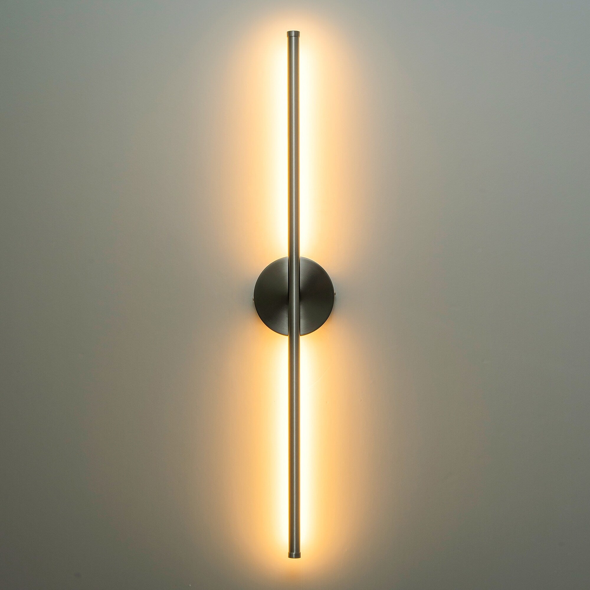 Applique murale linéaire moderne à 1 ampoule, noire, dorée et nickel, à LED, à intensité variable, pour salle de bain