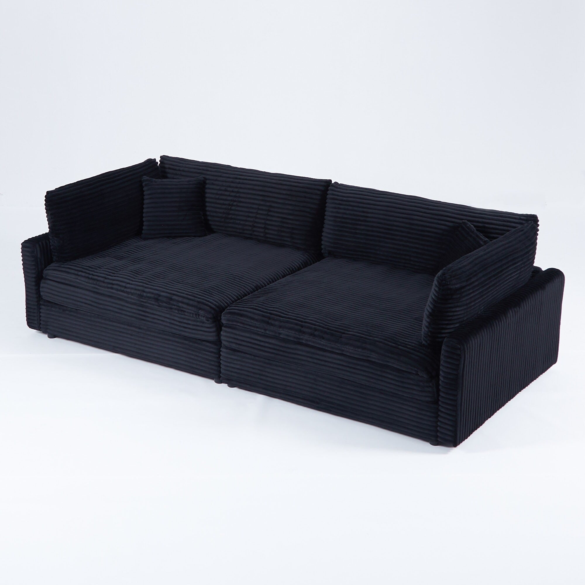 Canapé en velours côtelé noir de 112 pouces : deux coussins décoratifs, quatre dossiers, ouvrant un nouveau style pour l'espace décontracté du salon