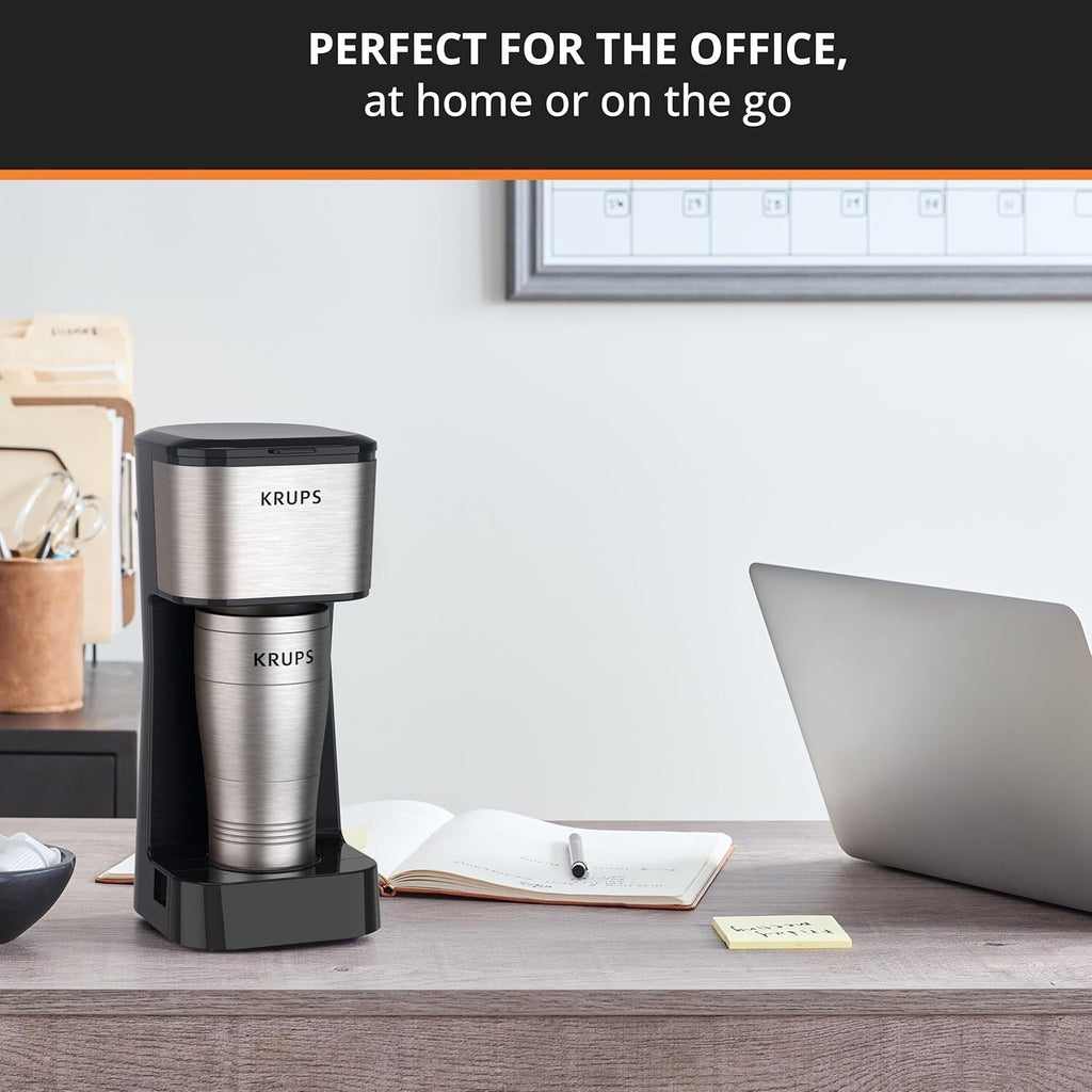 Cafetière à dosettes individuelle 2 tasses avec gobelet de voyage, 650 W, design compact en acier inoxydable