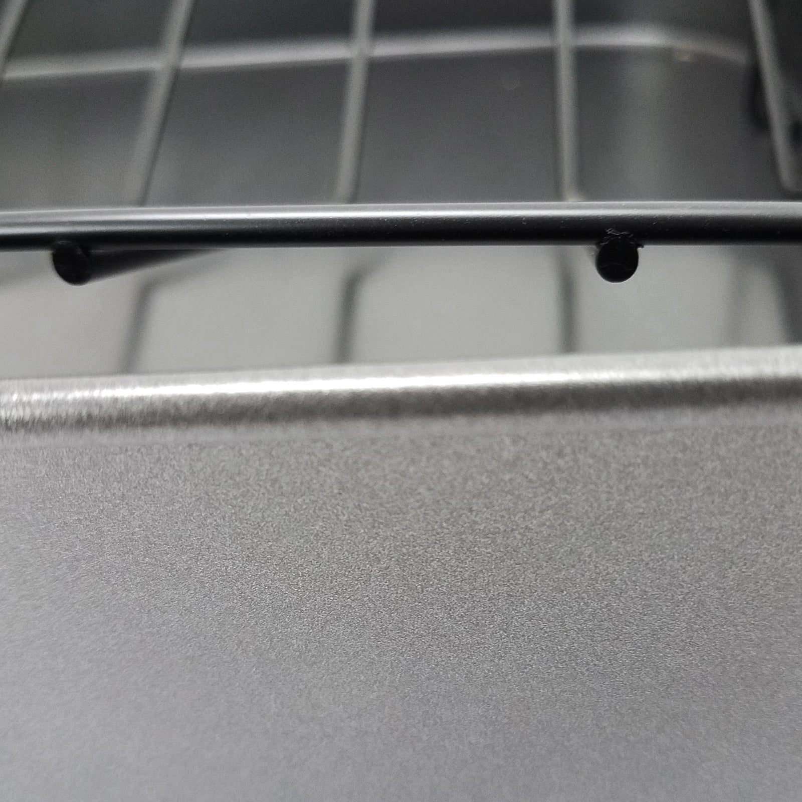 Plat à rôtir 2 pièces avec grille en charbon de bois