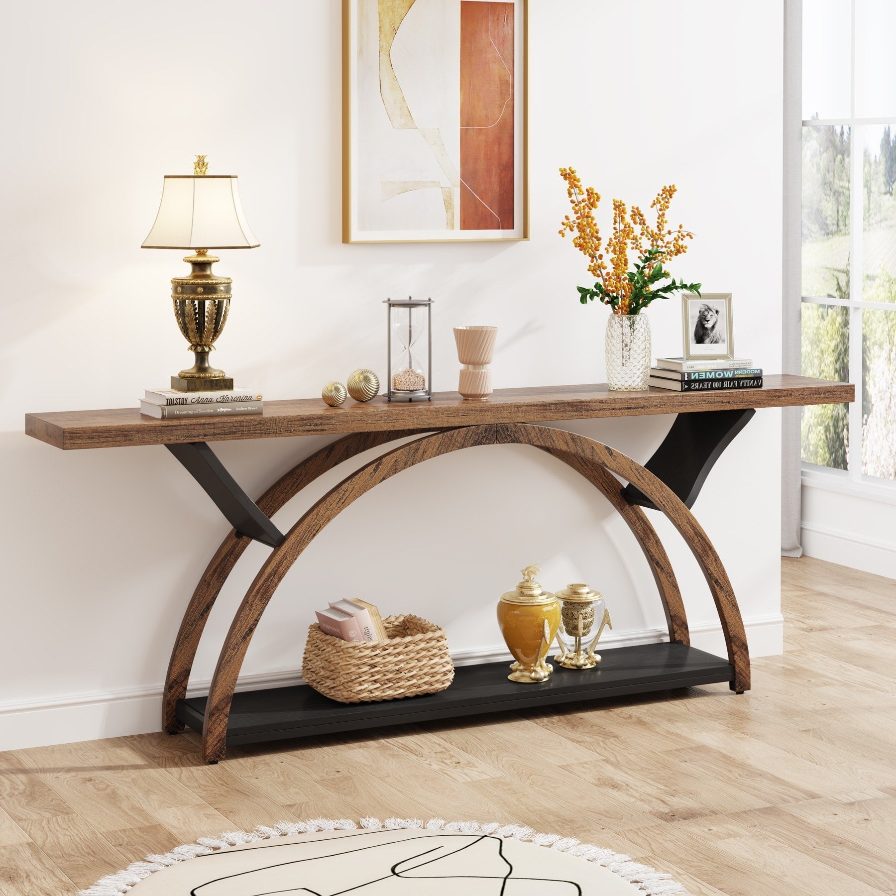 Console étroite à deux niveaux avec cadre semi-circulaire pour entrée, tables d'appoint grises pour couloir