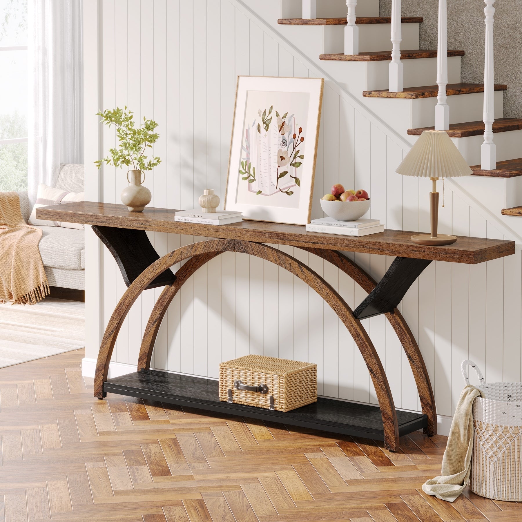 Console étroite à deux niveaux avec cadre semi-circulaire pour entrée, tables d'appoint grises pour couloir