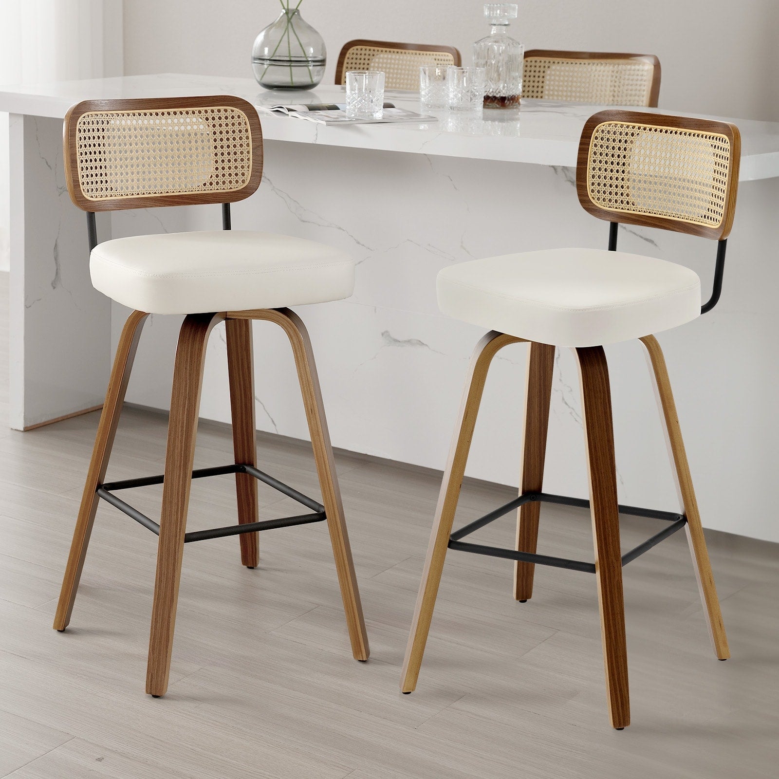 Tabourets de bar pivotants 26/29 avec pieds en bois courbé