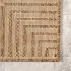 Tapis d'intérieur/extérieur classique à bordures Nuloom Leah