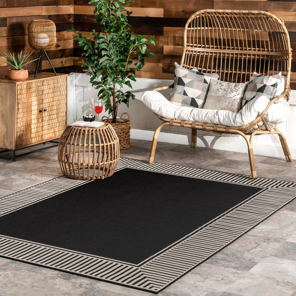 Tapis d'intérieur/extérieur classique à bordures Nuloom Leah