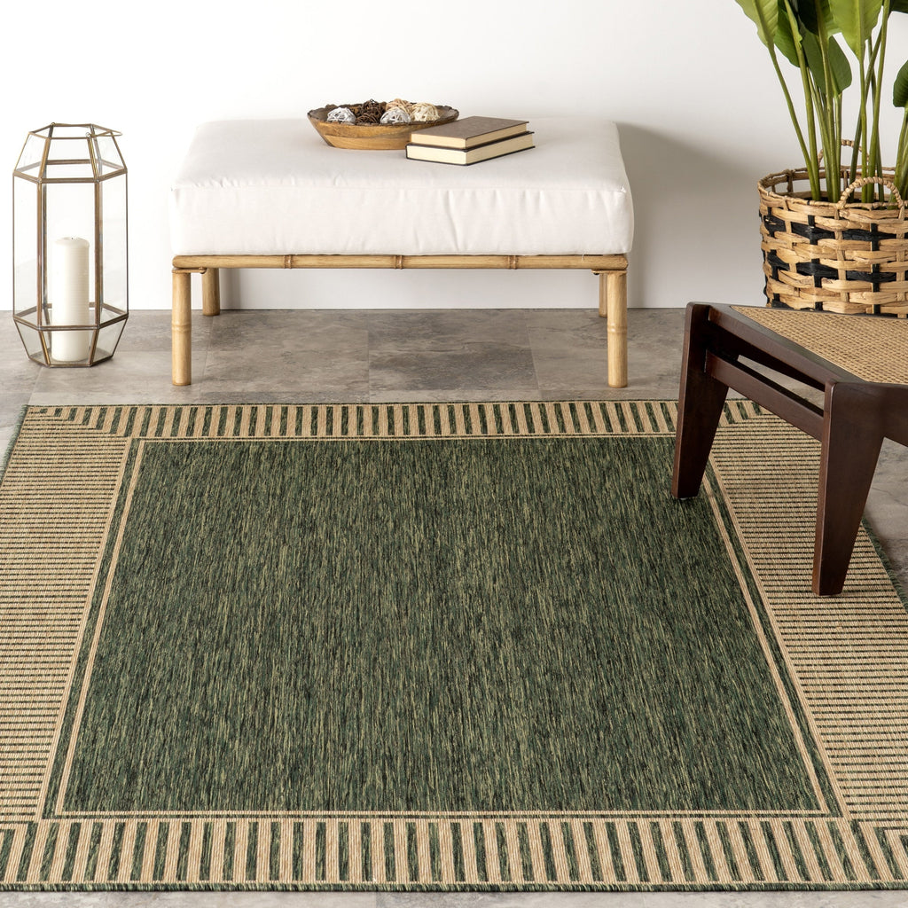 Tapis d'intérieur/extérieur classique à bordures Nuloom Leah