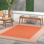 Tapis d'intérieur/extérieur classique à bordures Nuloom Leah