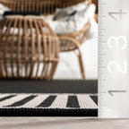 Tapis d'intérieur/extérieur classique à bordures Nuloom Leah