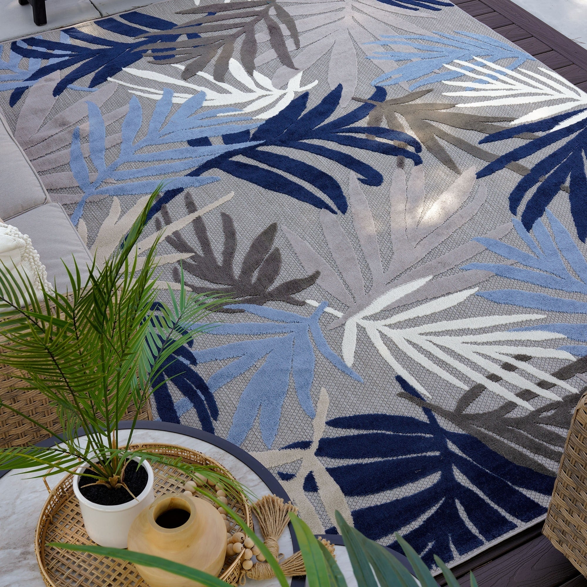 Tapis d'intérieur/extérieur à motif floral côtier Origin.