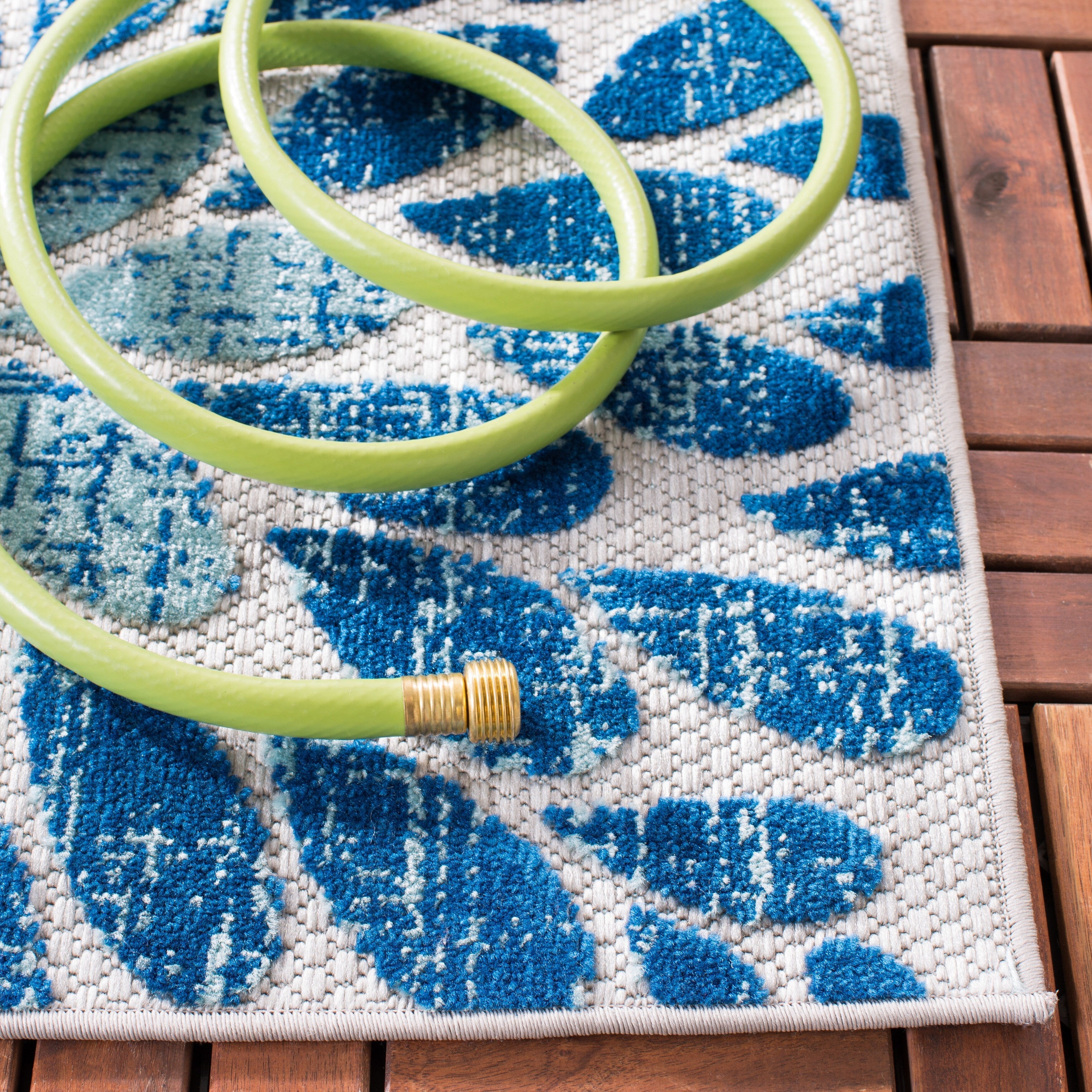 SAFAVIEH Tapis floral de patio imperméable intérieur/extérieur Cabana Hillechien