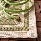 Tapis de jardin imperméable pour intérieur/extérieur SAFAVIEH Courtyard Gulsin