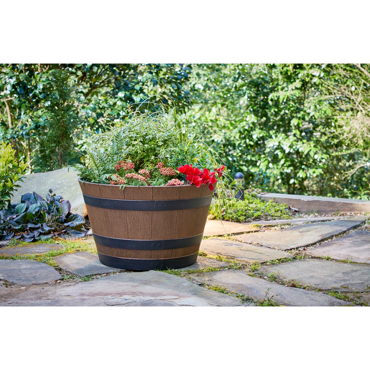Jardinière en forme de tonneau de whisky Southern Patio