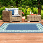 Tapis d'intérieur/extérieur Style Haven Martinque à bordure verte bleu marine ~