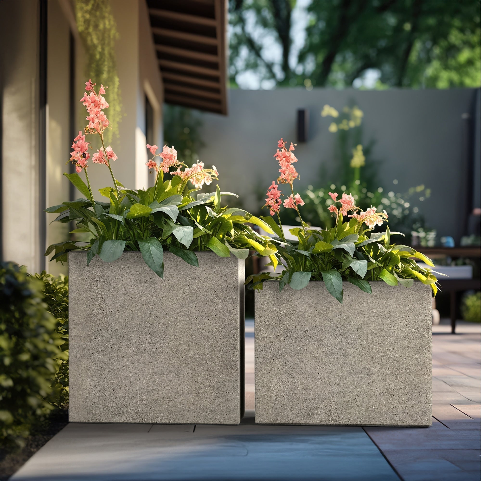 Jardinières rectangulaires en béton de grande taille / Grandes jardinières d'intérieur et d'extérieur
