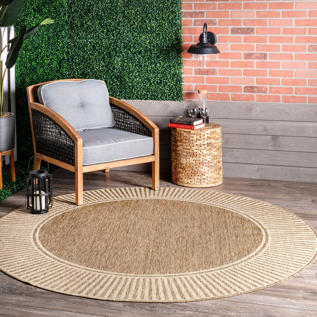 Tapis d'intérieur/extérieur classique à bordures Nuloom Leah